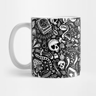 Spooky Halloween Pattern Mug